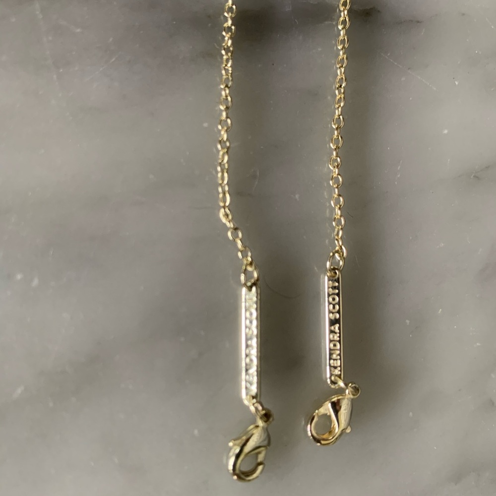 2 Like New Kendra Scott Elisa Gold Necklaces 💕 - Picture 4 of 4